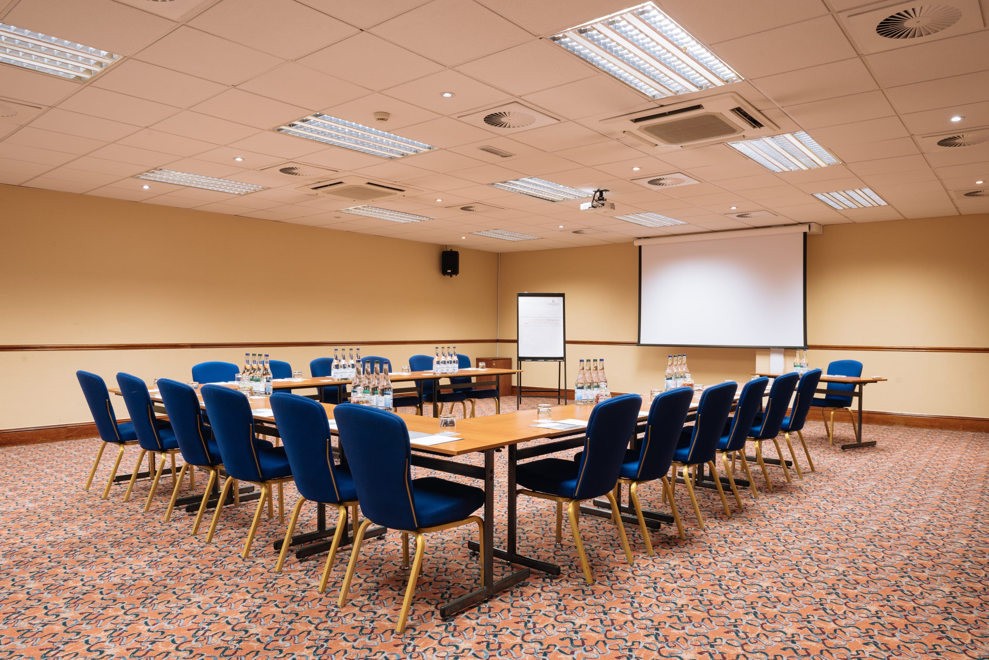 Photo of Renaissance London Heathrow Hotel, Richmond 1