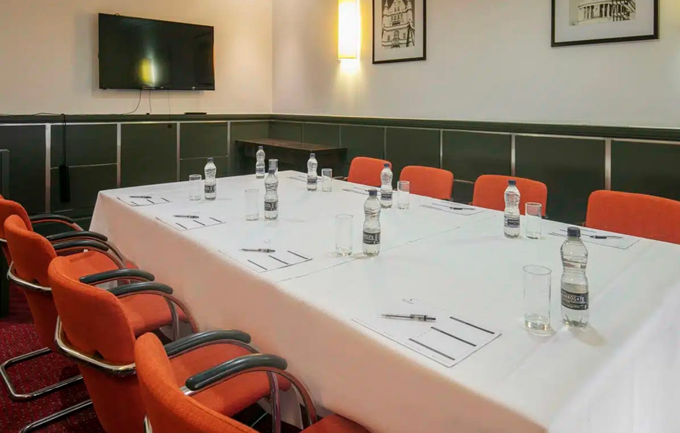 Photo of The Crown London Hotel, Camden Room