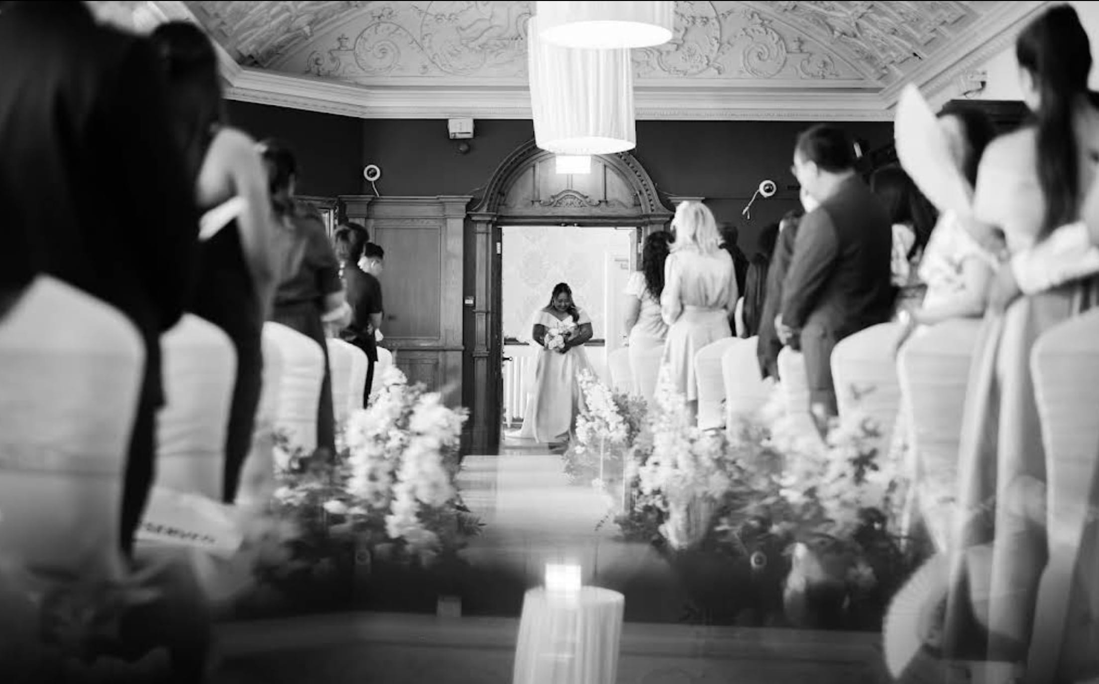 Photo of The Crown London Hotel, Sala Room