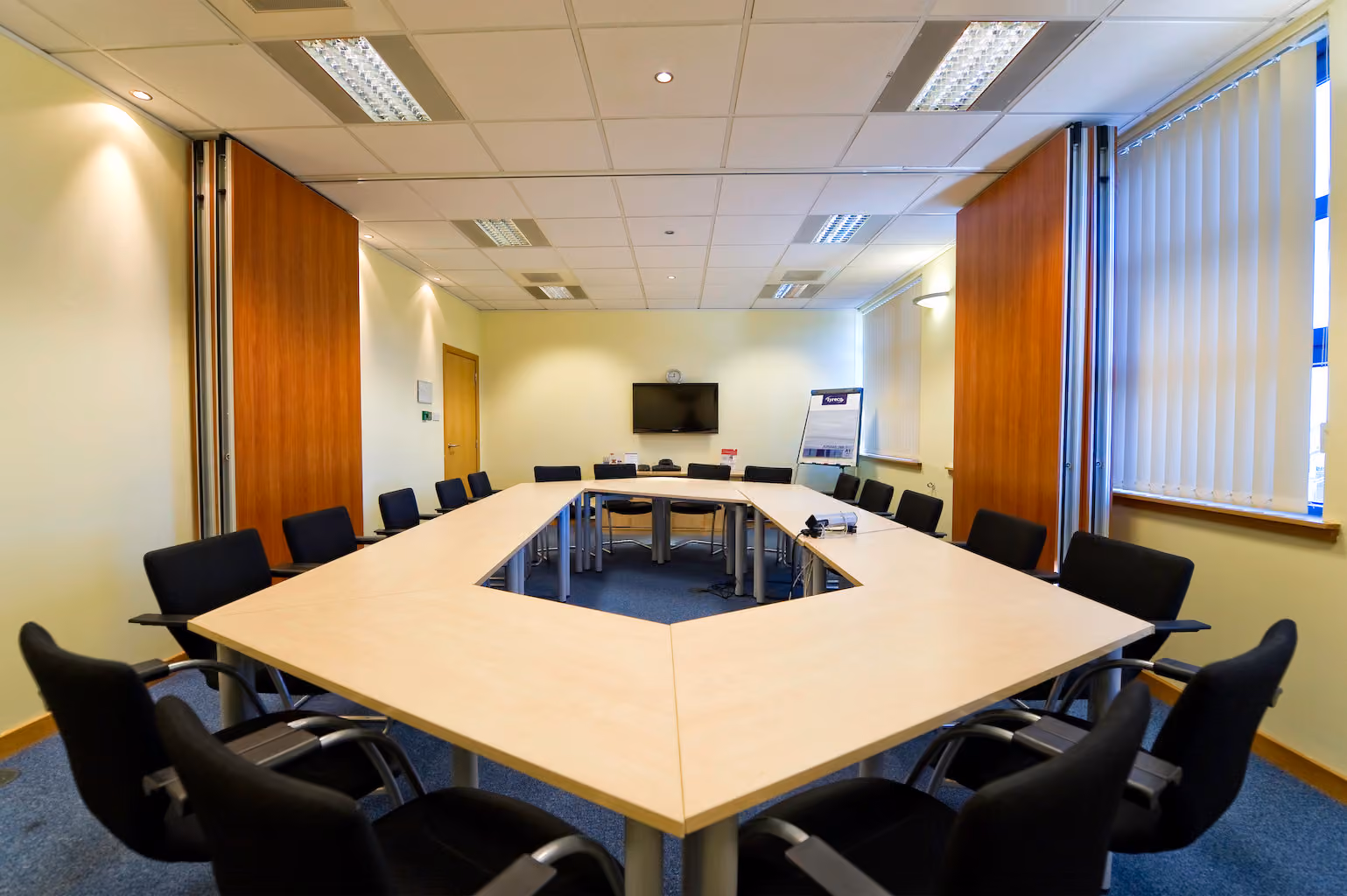 Duthie, Regus Aberdeen Riverside Drive photo #4