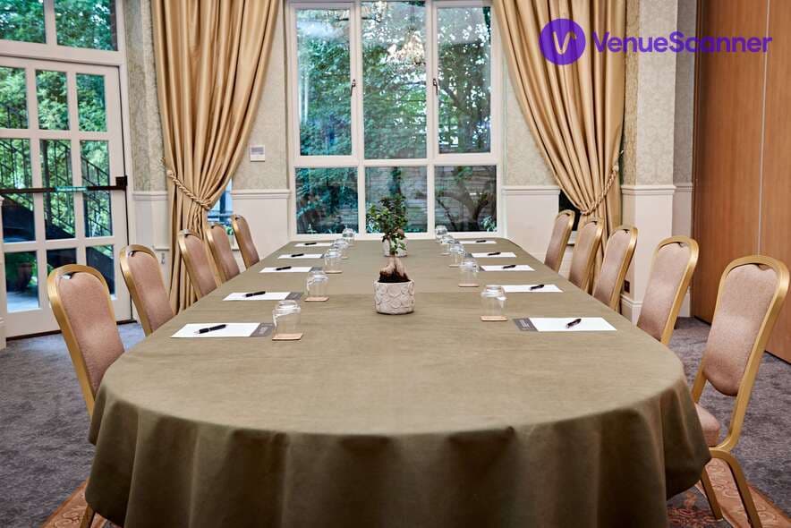 Azalea Suite, Careys Manor Hotel photo #1