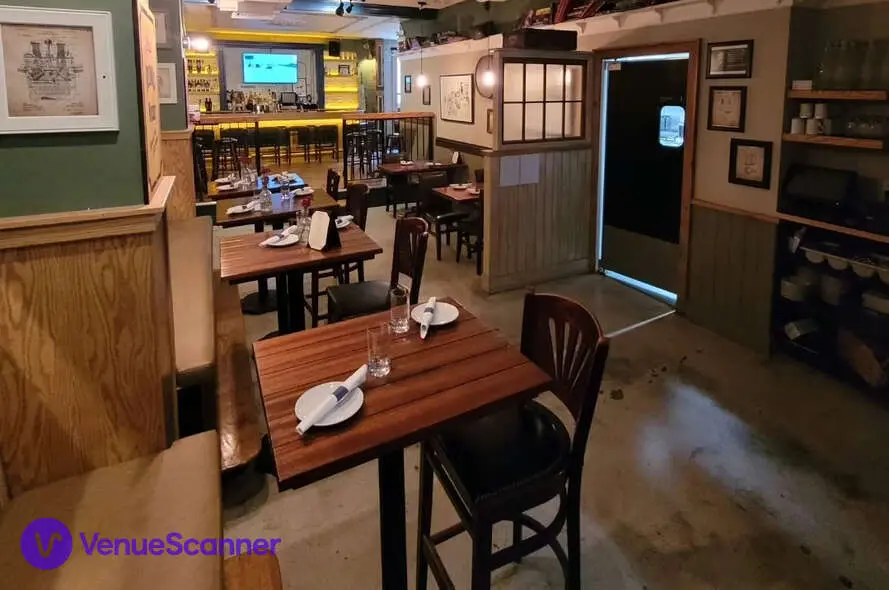 The Patio, Hamilton Hall photo #5