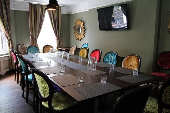 Photo of The Cross Keys, The Alice In Wonderland Room