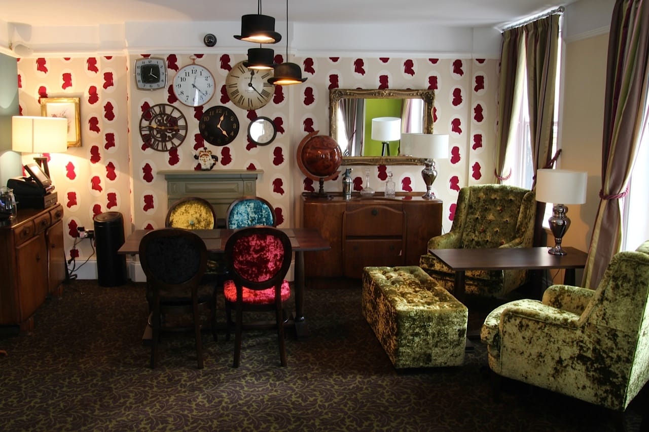 Photo of The Cross Keys, The Alice In Wonderland Room