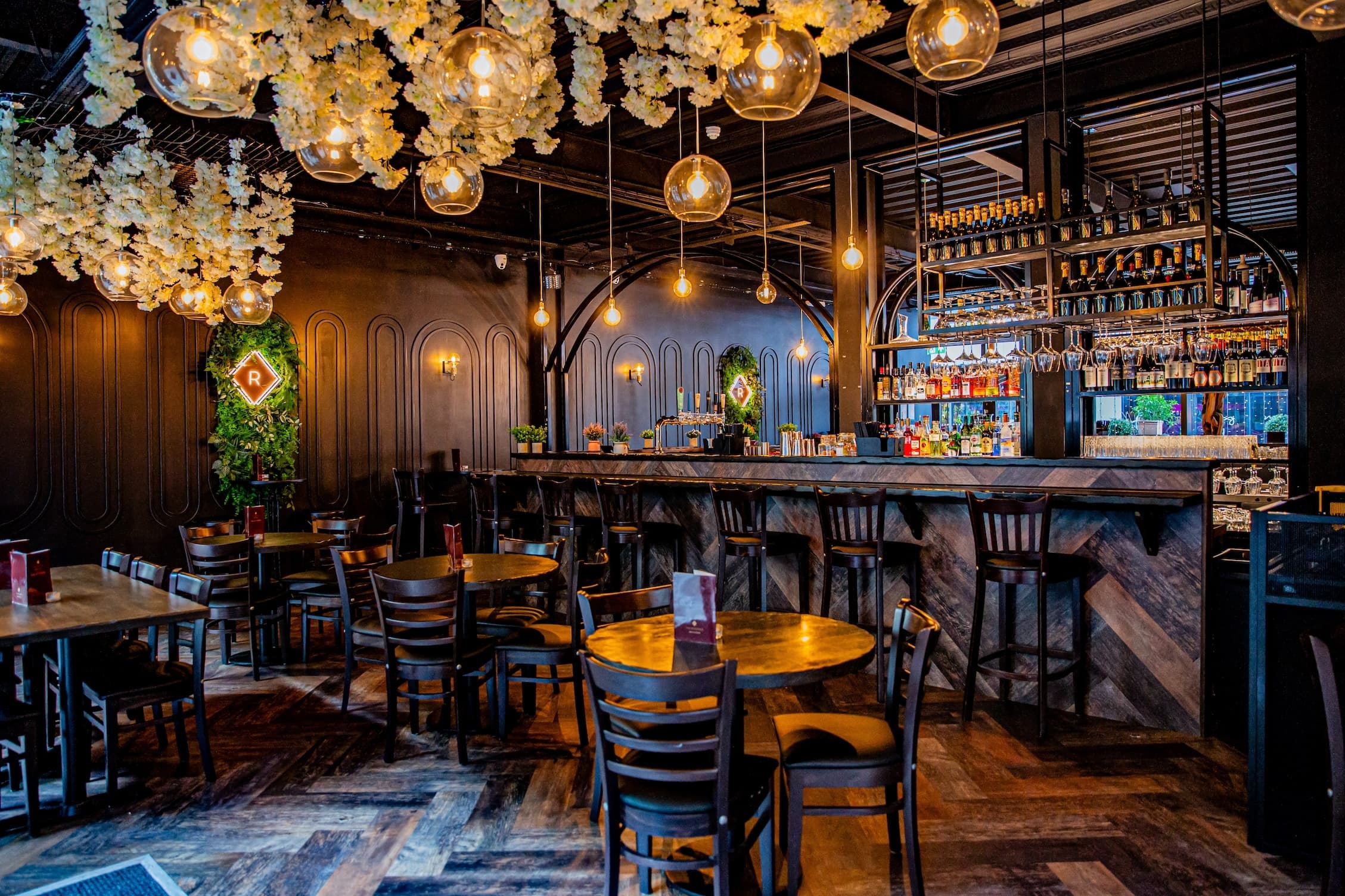 The Party Room, The Residence Bar & Kitchen photo #4