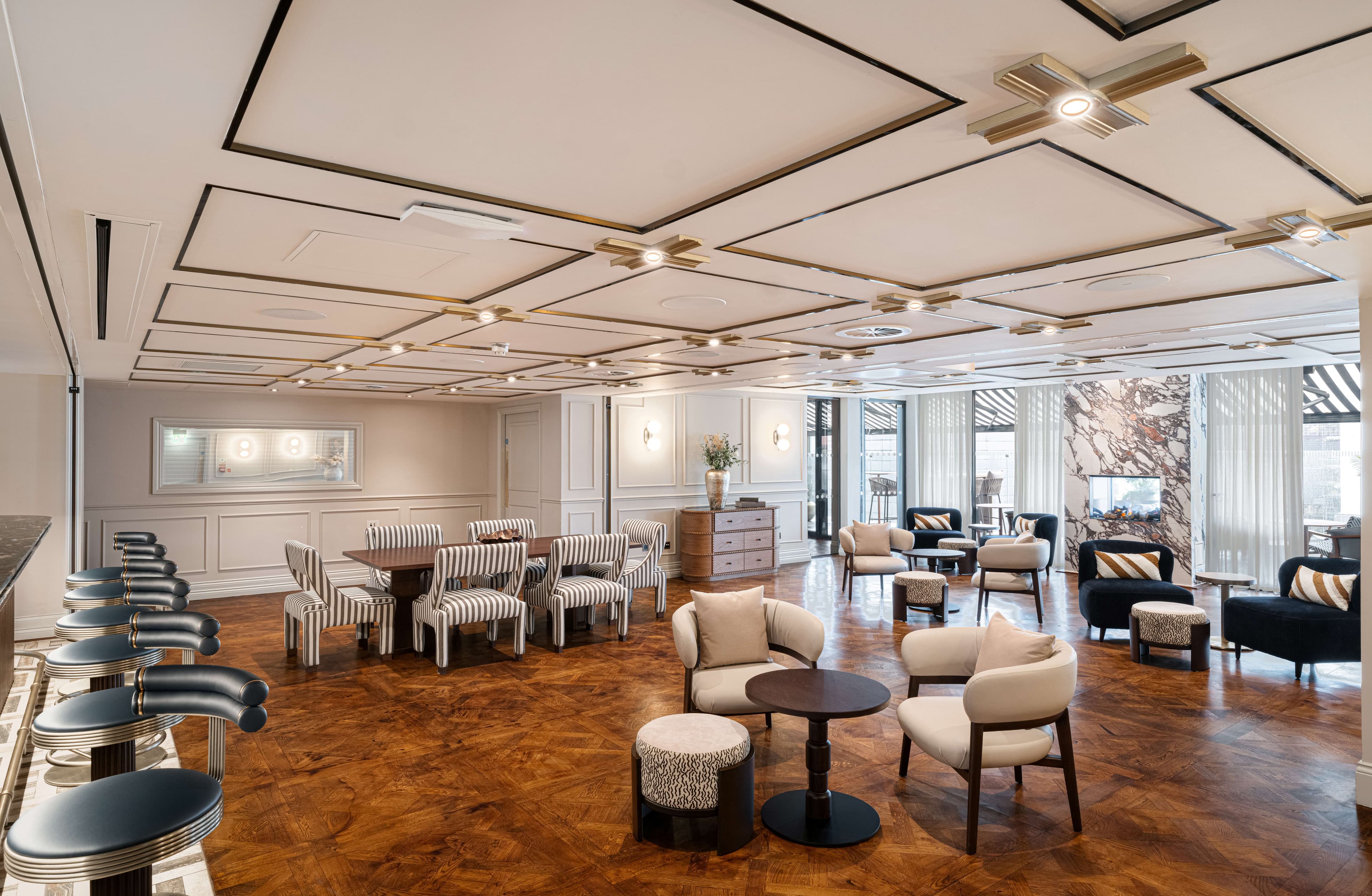 Sixth Floor South Terrace & Lounge, King Street Townhouse Hotel & Spa photo #11