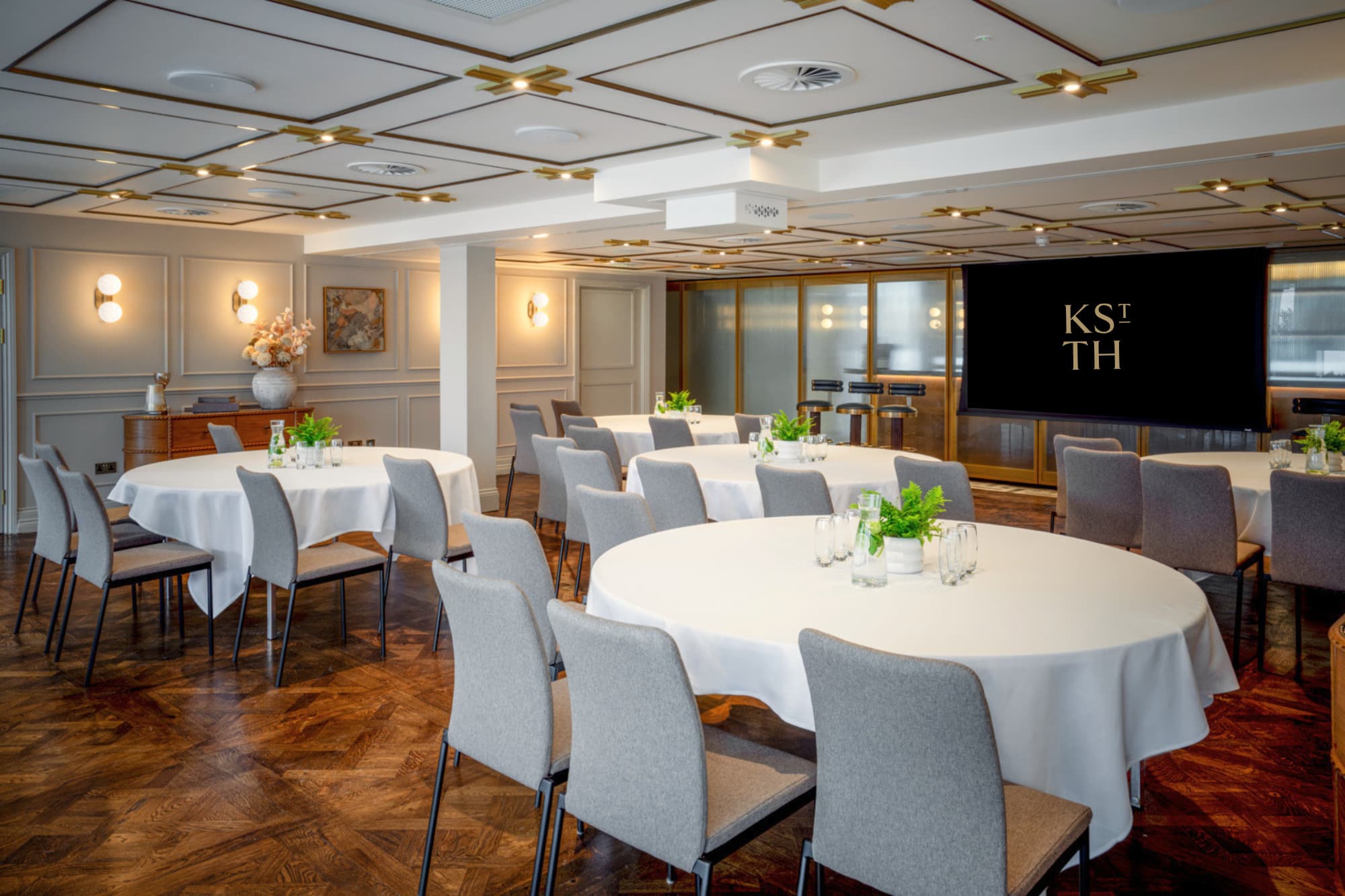Sixth Floor South Terrace & Lounge, King Street Townhouse Hotel & Spa photo #9