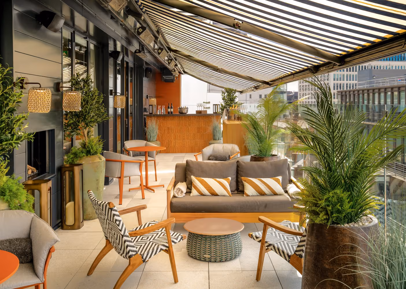 Sixth Floor South Terrace & Lounge, King Street Townhouse Hotel & Spa photo #1
