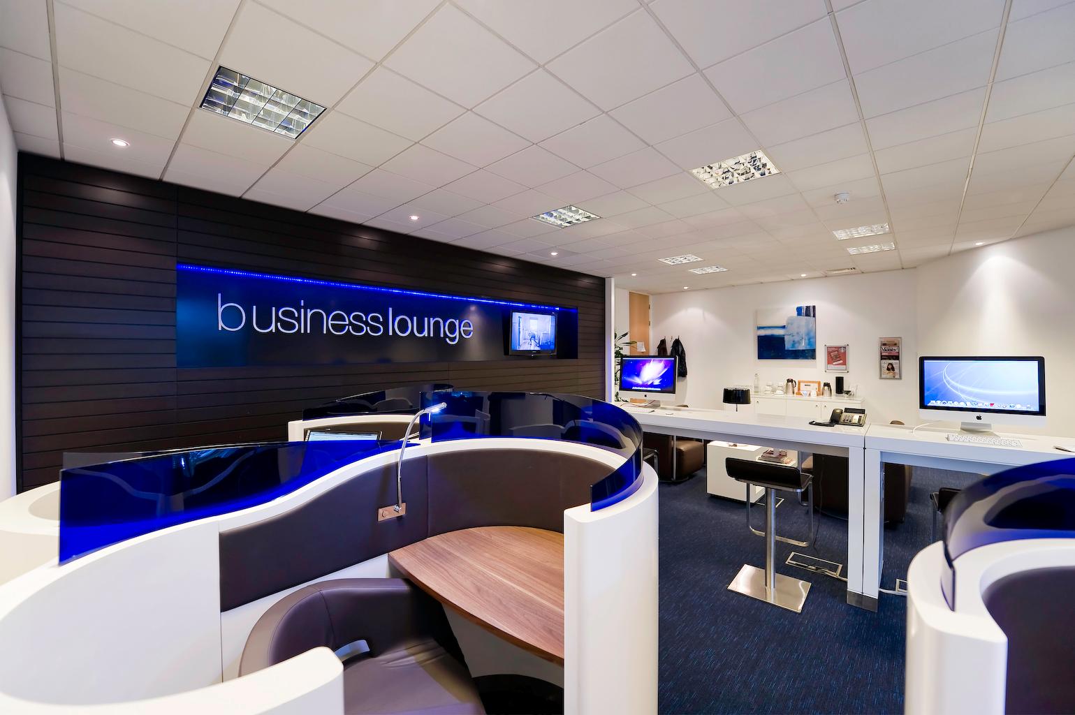 Tuscany, Regus Manchester Business Park photo #4