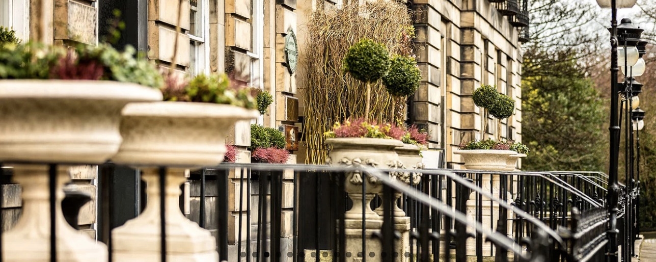 Photo of Nira Caledonia