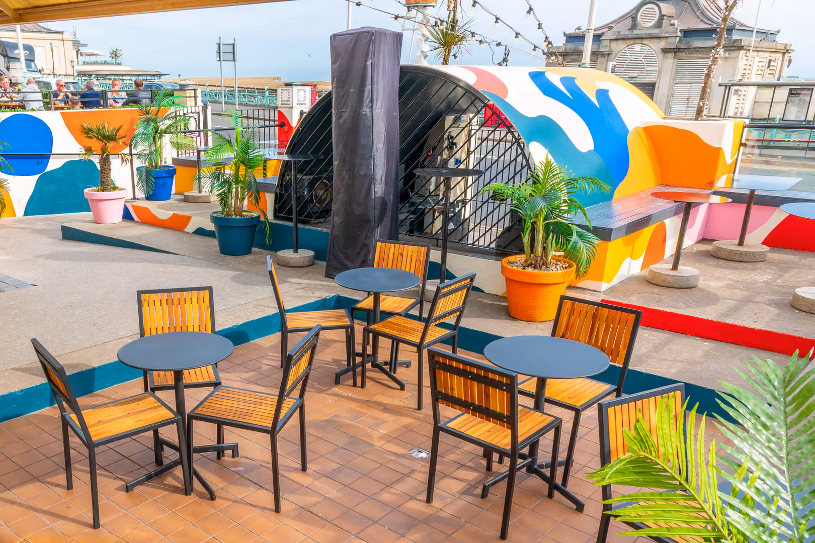 Exclusive Hire, Pier Court photo #8