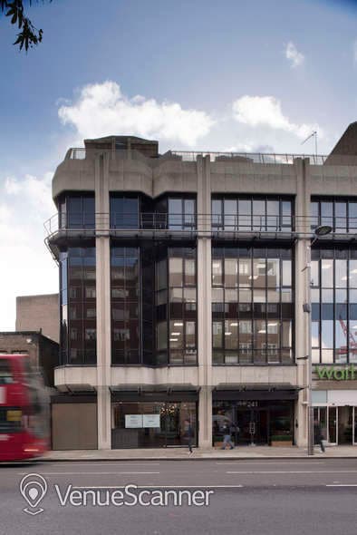 Regus High Street Kensington, Pontings photo #3