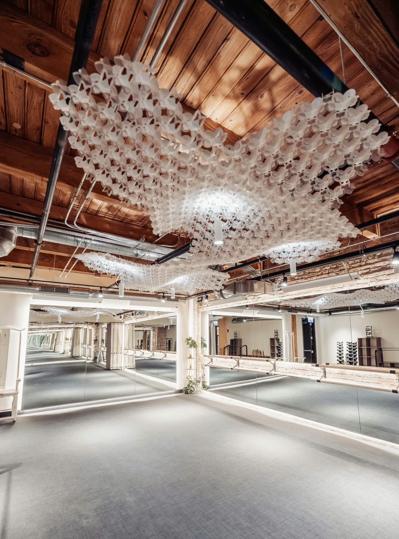 INA Chicago, Relaxing Spa photo #2