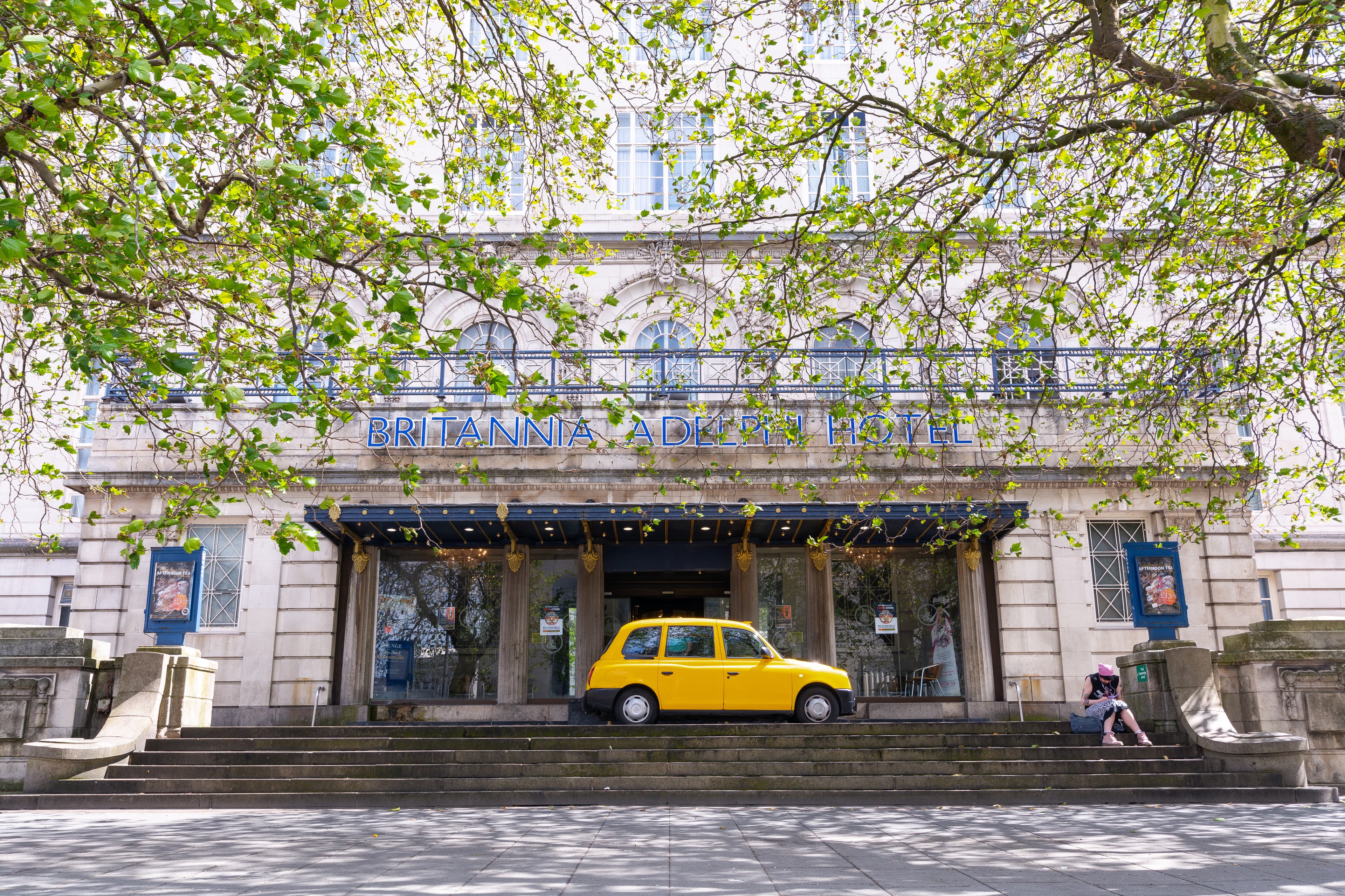 Britannia Adelphi Hotel photo #2