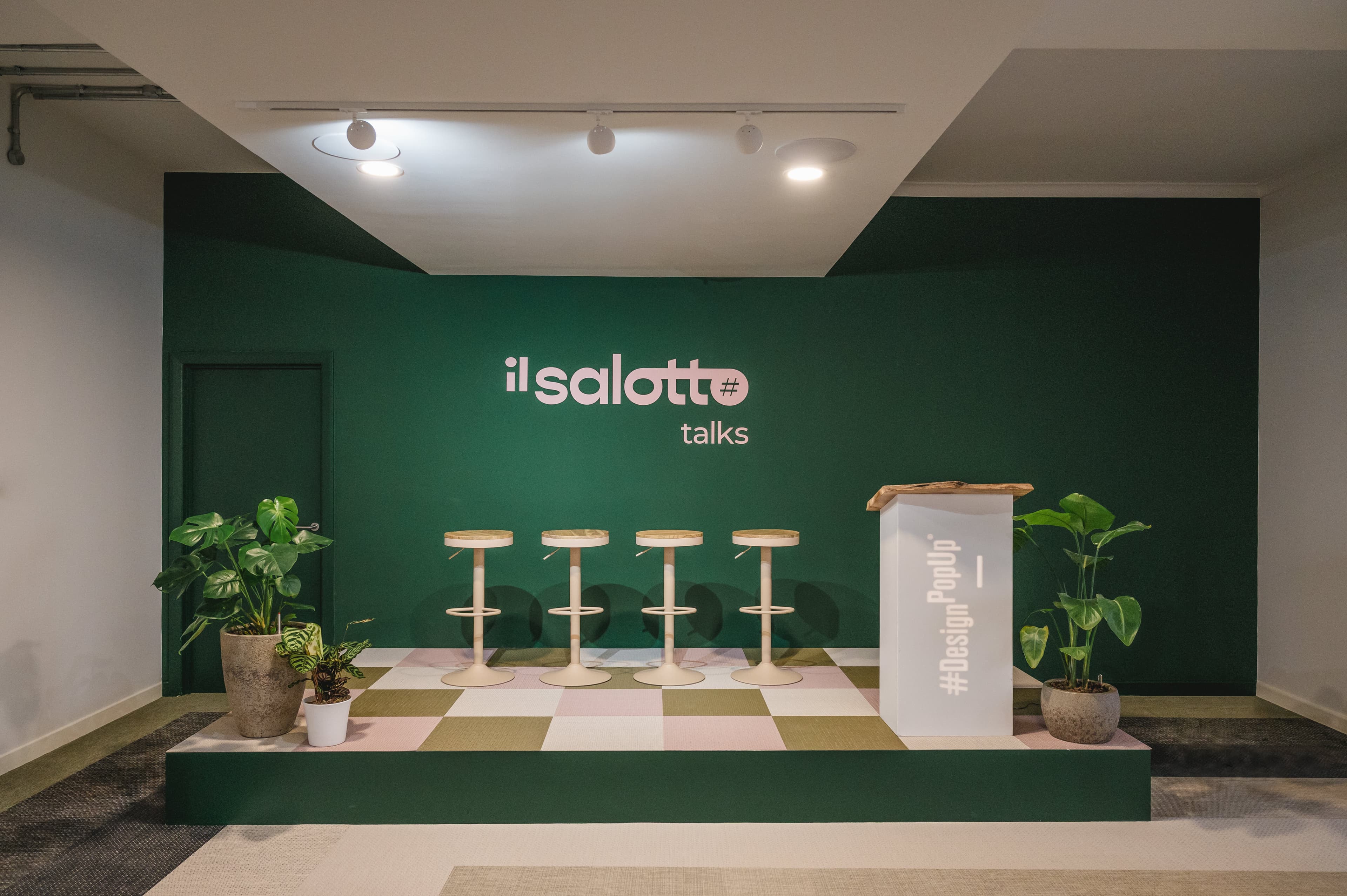 Exclusive Hire, Il Salotto photo #7