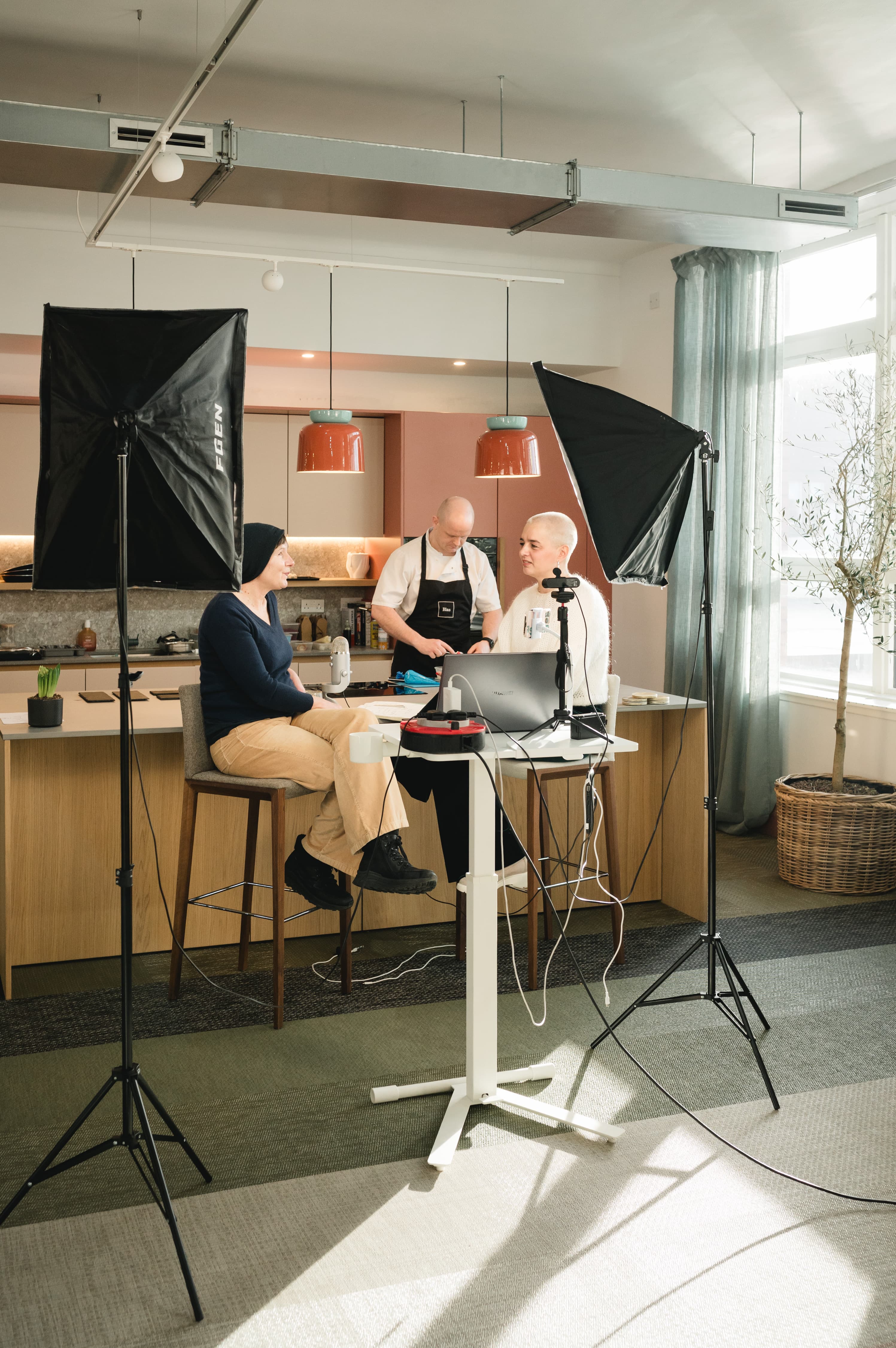 Exclusive Hire, Il Salotto photo #54