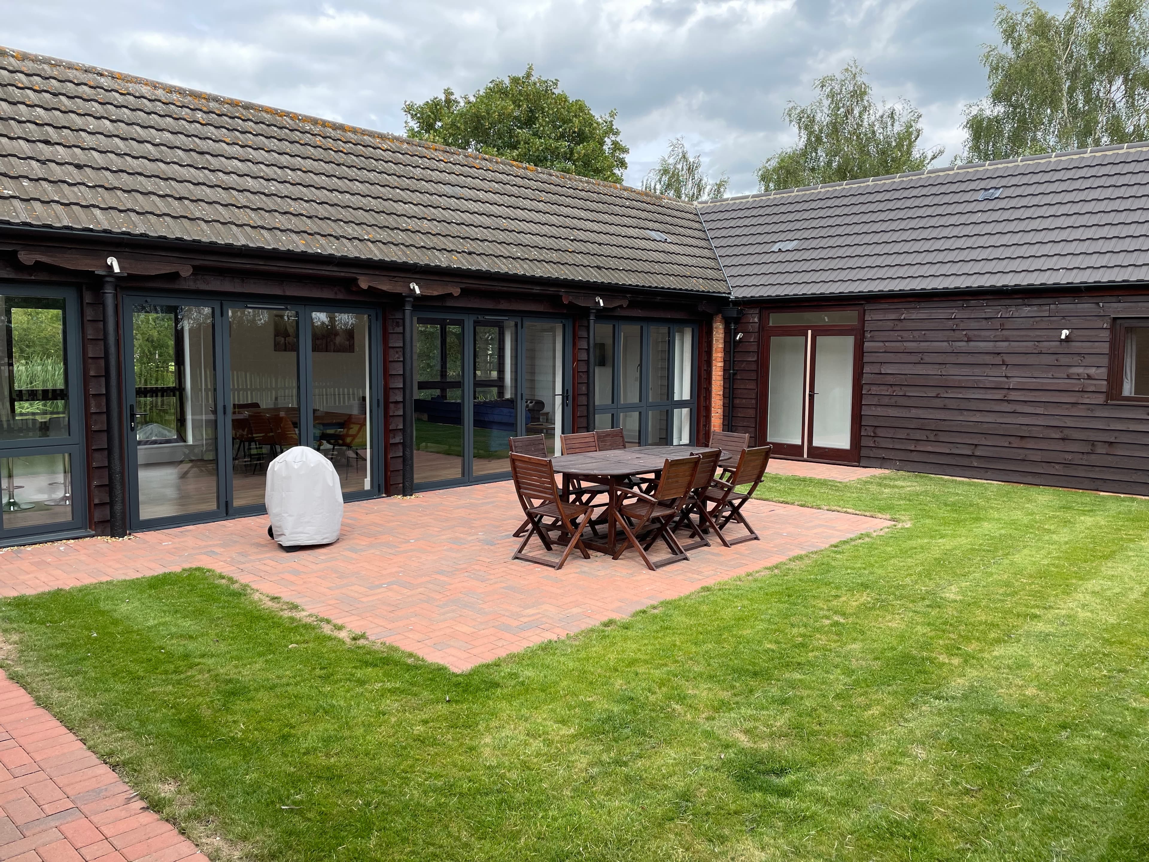Terrace And Lawn, Eastfields Farm Barns photo #29