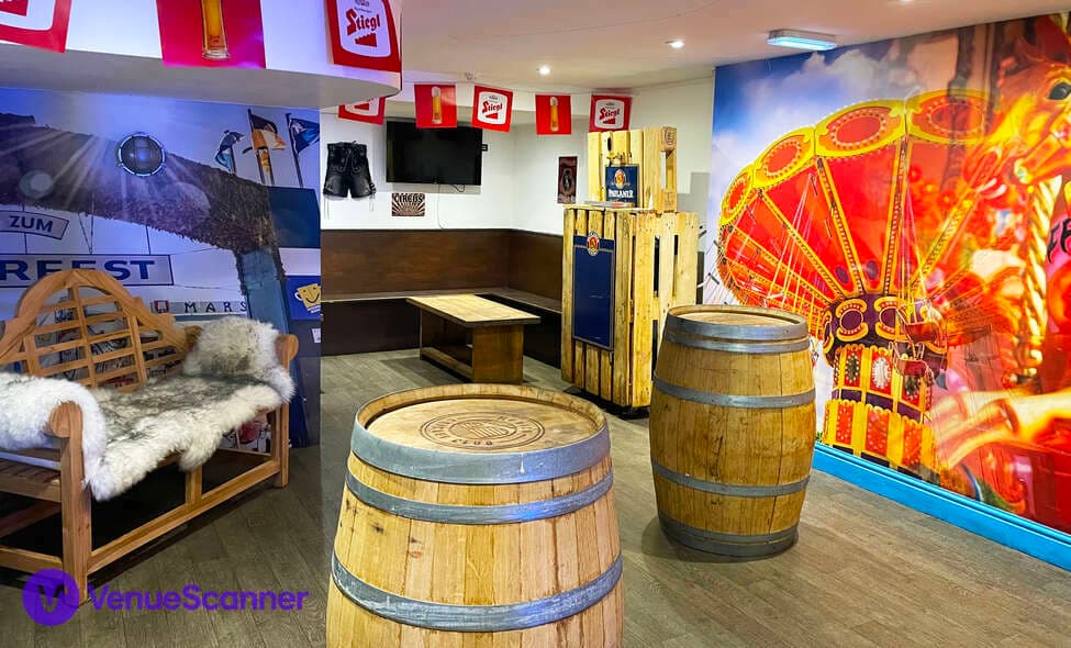 Munich Cricket Club Victoria, Upstairs photo #3