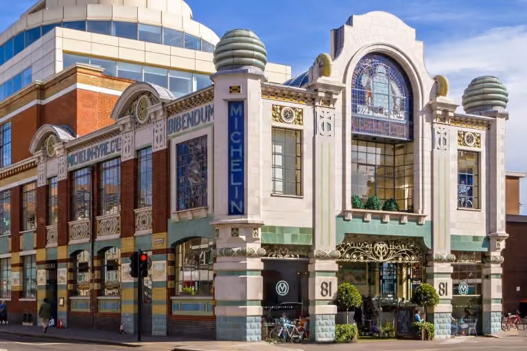 Rossillon, The Argyll Club 81 Fulham Road photo #2