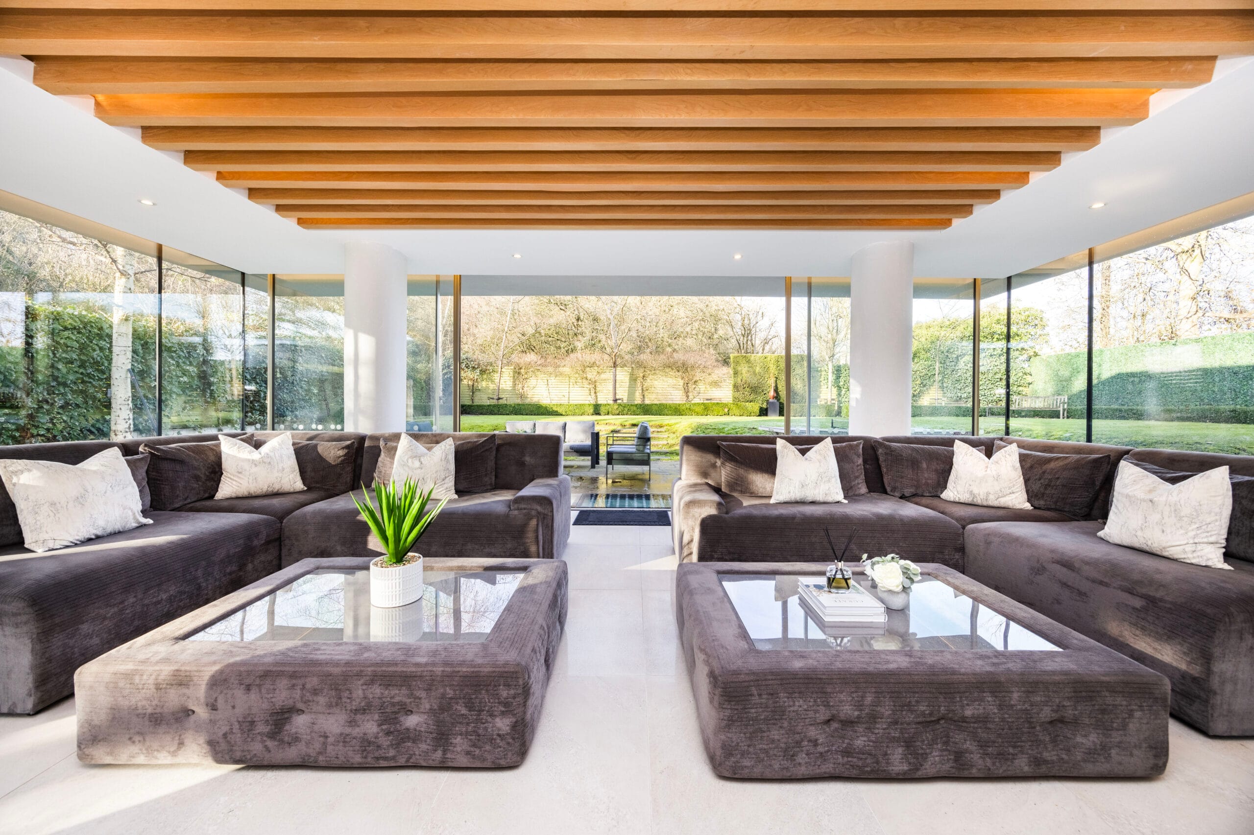 Photo of Radlett Eco Mansion, Whole Venue