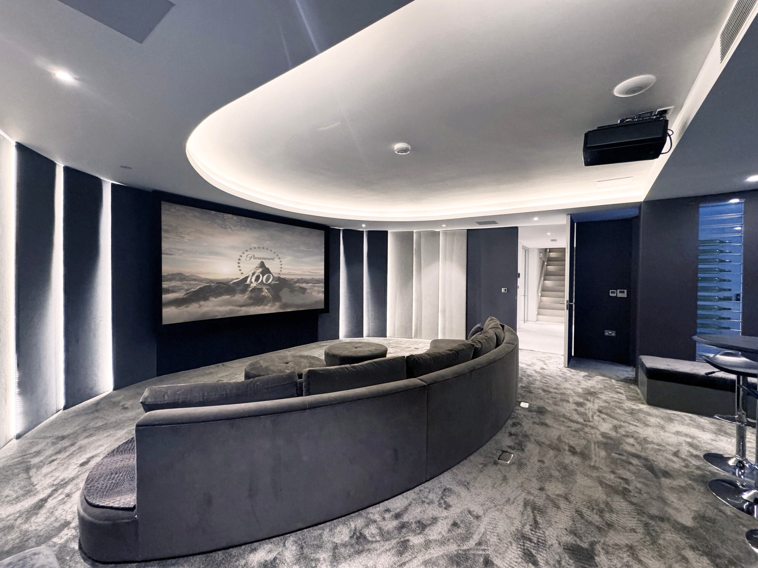 Photo of Radlett Eco Mansion, Whole Venue