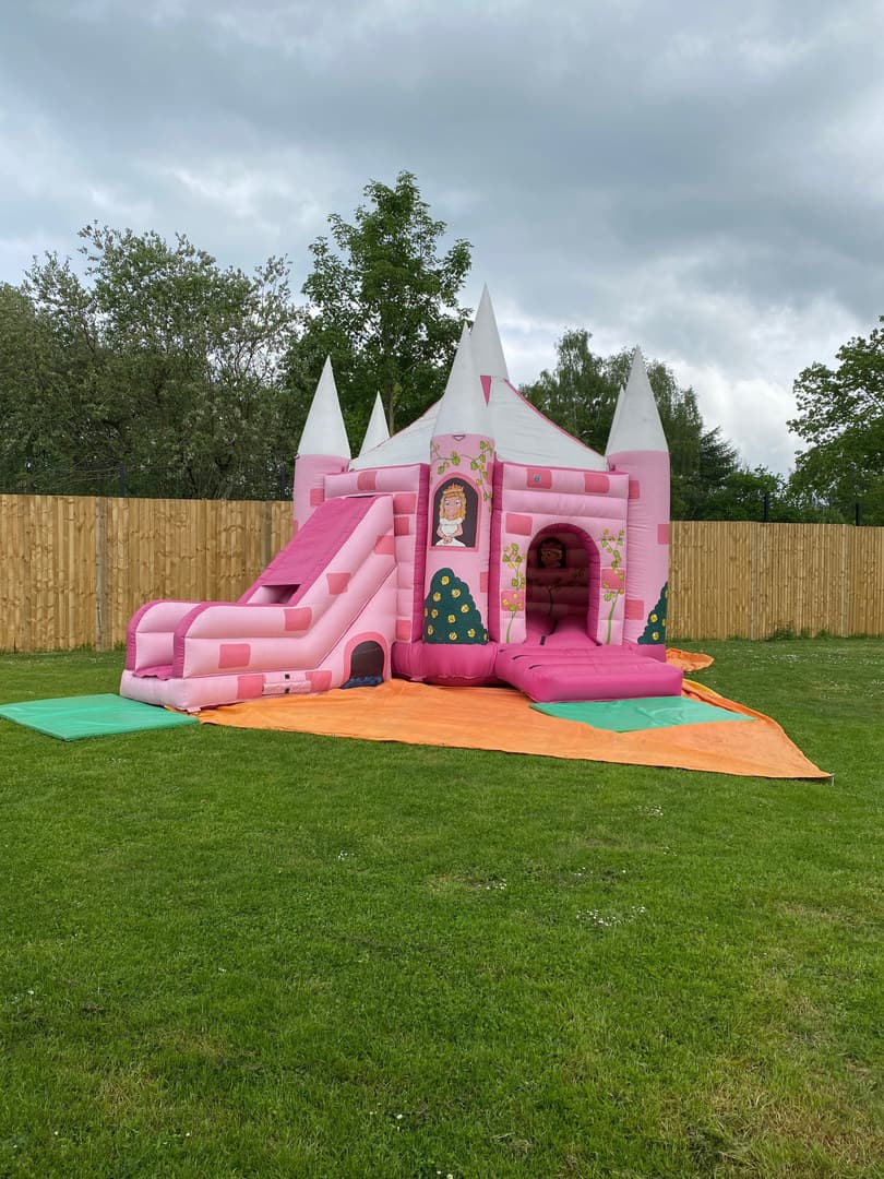 Venue, Holloways Park photo #42