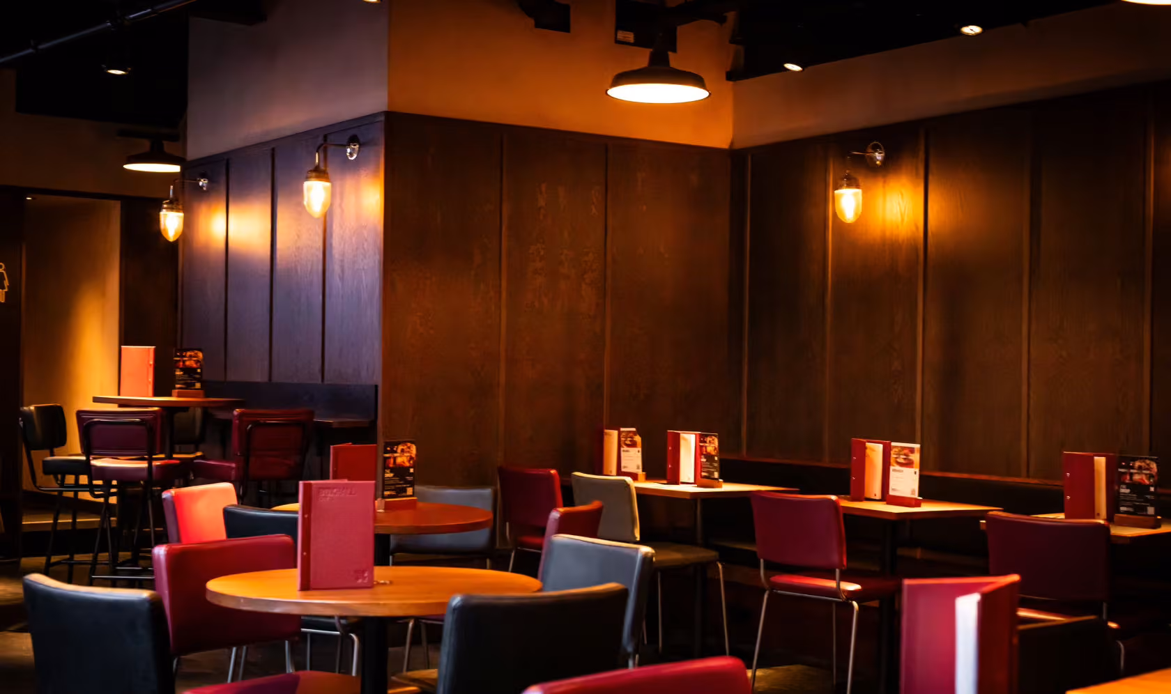 The Snug, BOXHALL City photo #2