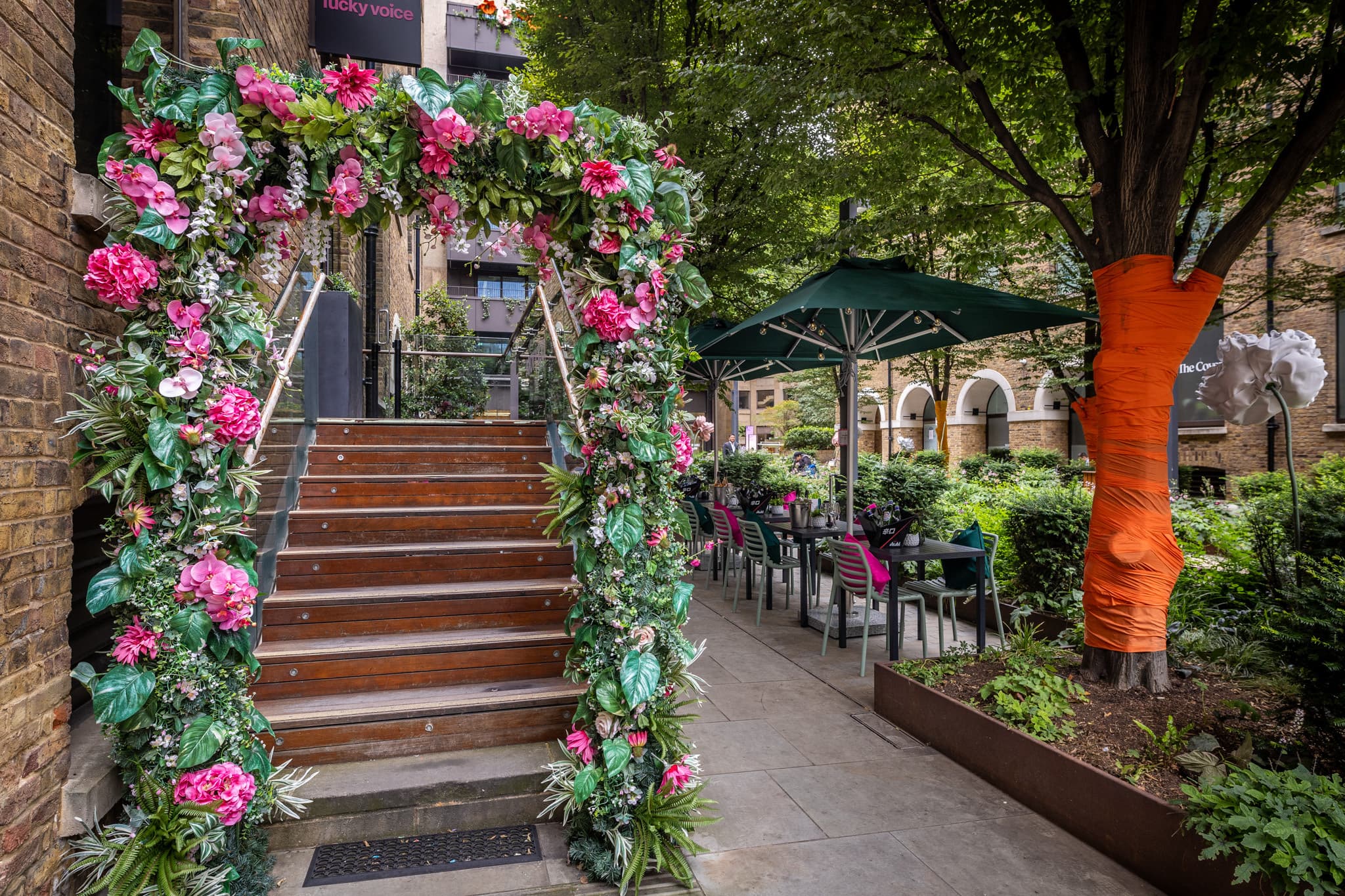 Terrace, Lucky Voice - Liverpool Street photo #6