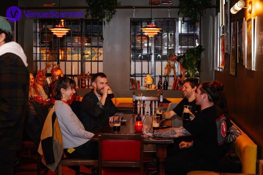 The Snug, The Black Eel photo #2