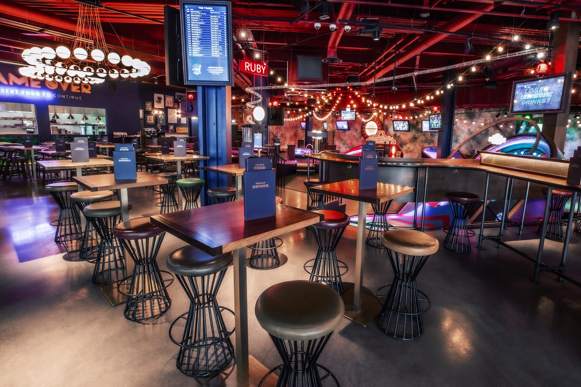 Photo of Puttshack White City, Half Hire