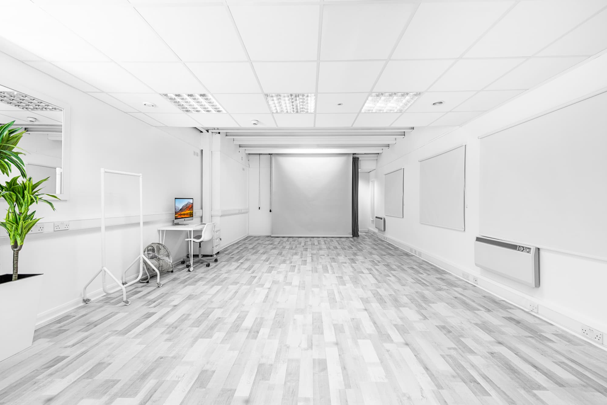 UniQ Royal Arsenal photo #2