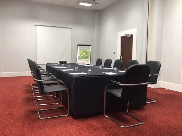 Omega Suite, Sheffield Metropolitan Hotel photo #1