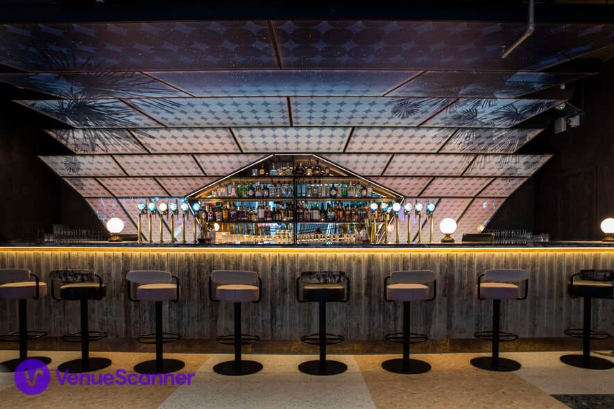 Whole Venue, Paradise Green photo #1