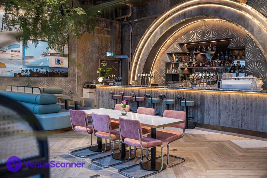 Whole Venue, Paradise Green photo #2