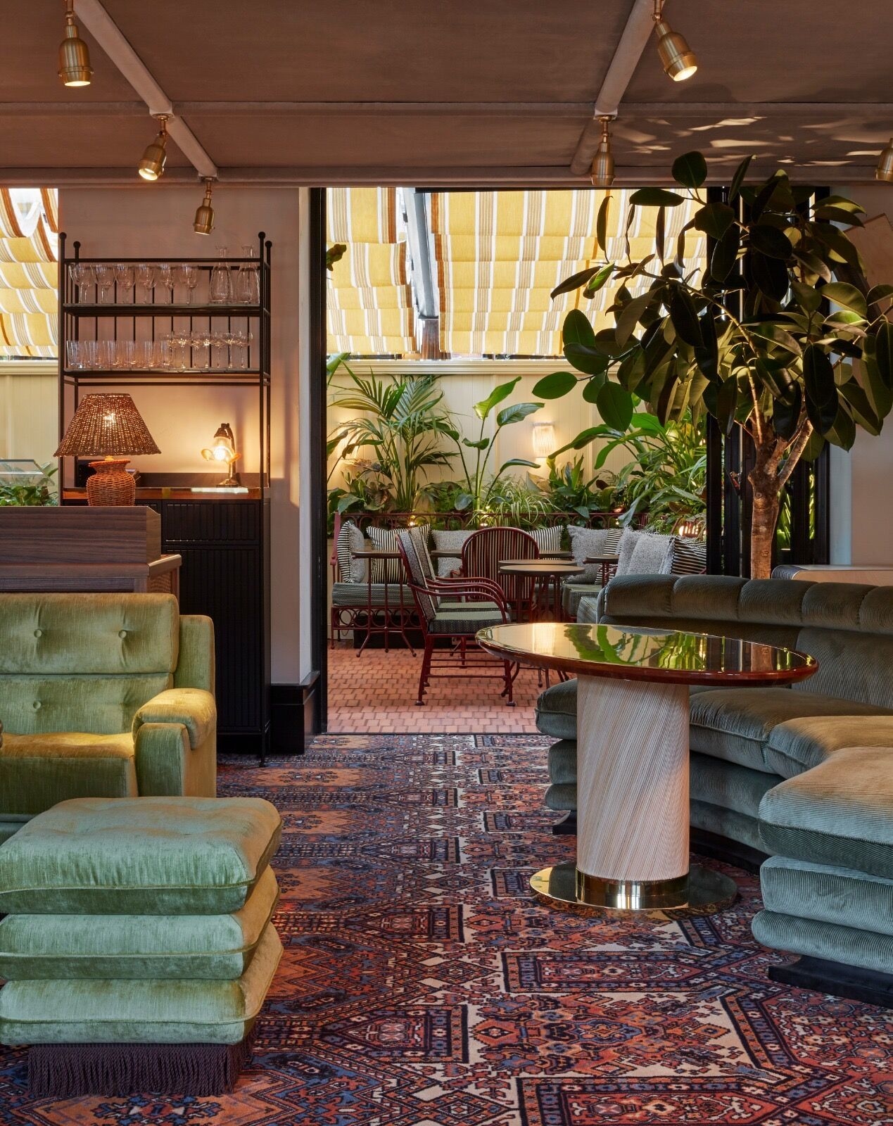 Photo of Louie London, Alligator Bar & Terrace