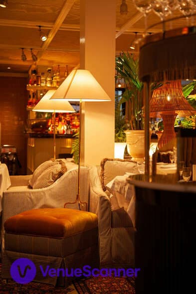 Louie London, First Floor photo #3