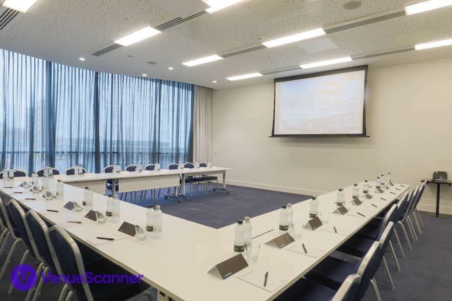 Albert, Pullman Liverpool photo #2