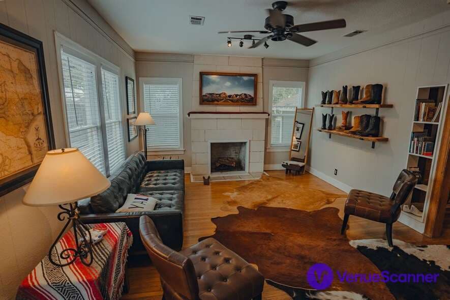 Chisos Boot, Headquarters photo #3