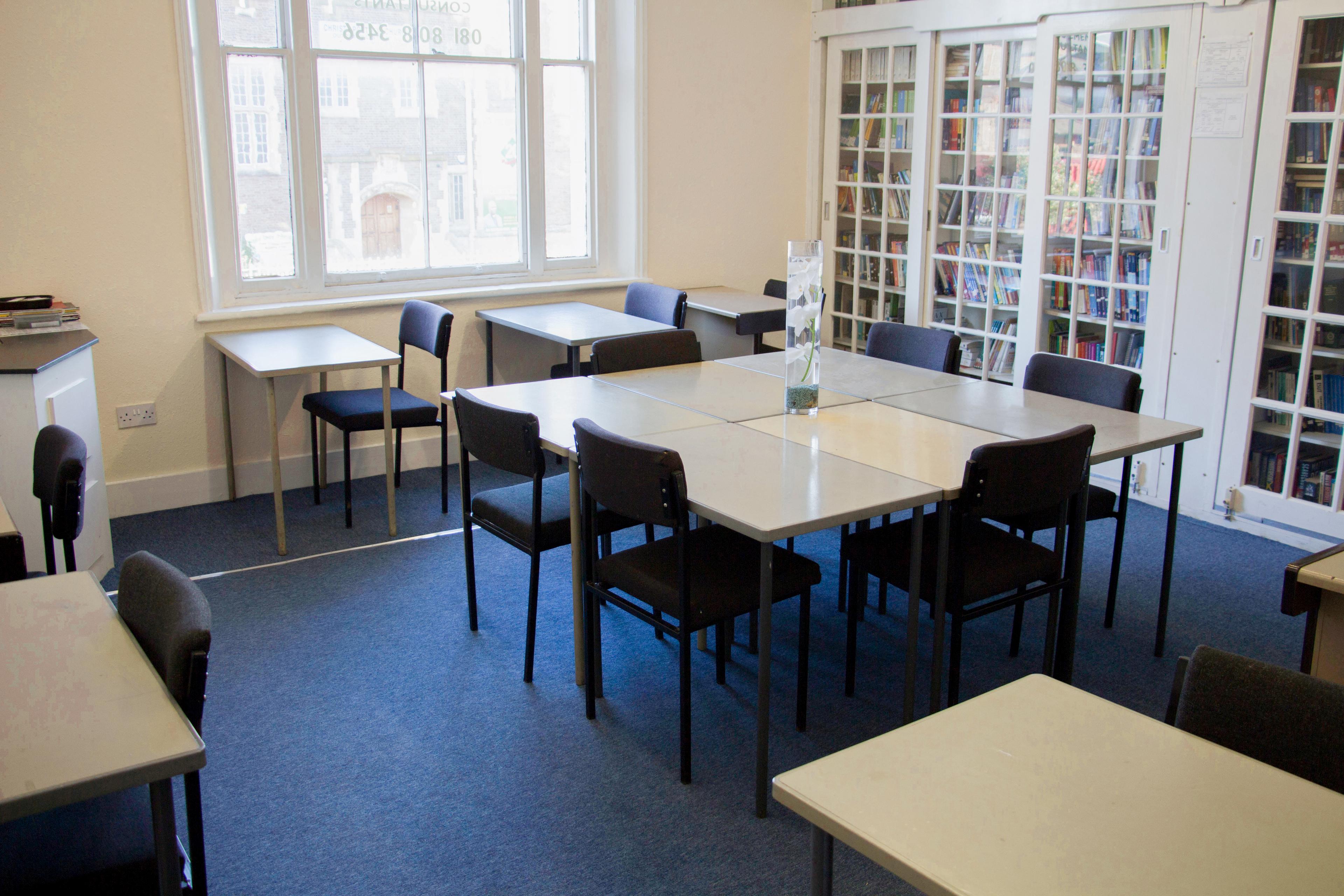My Meeting Space - North London College, Meeting Room / Classroom 102 photo #3