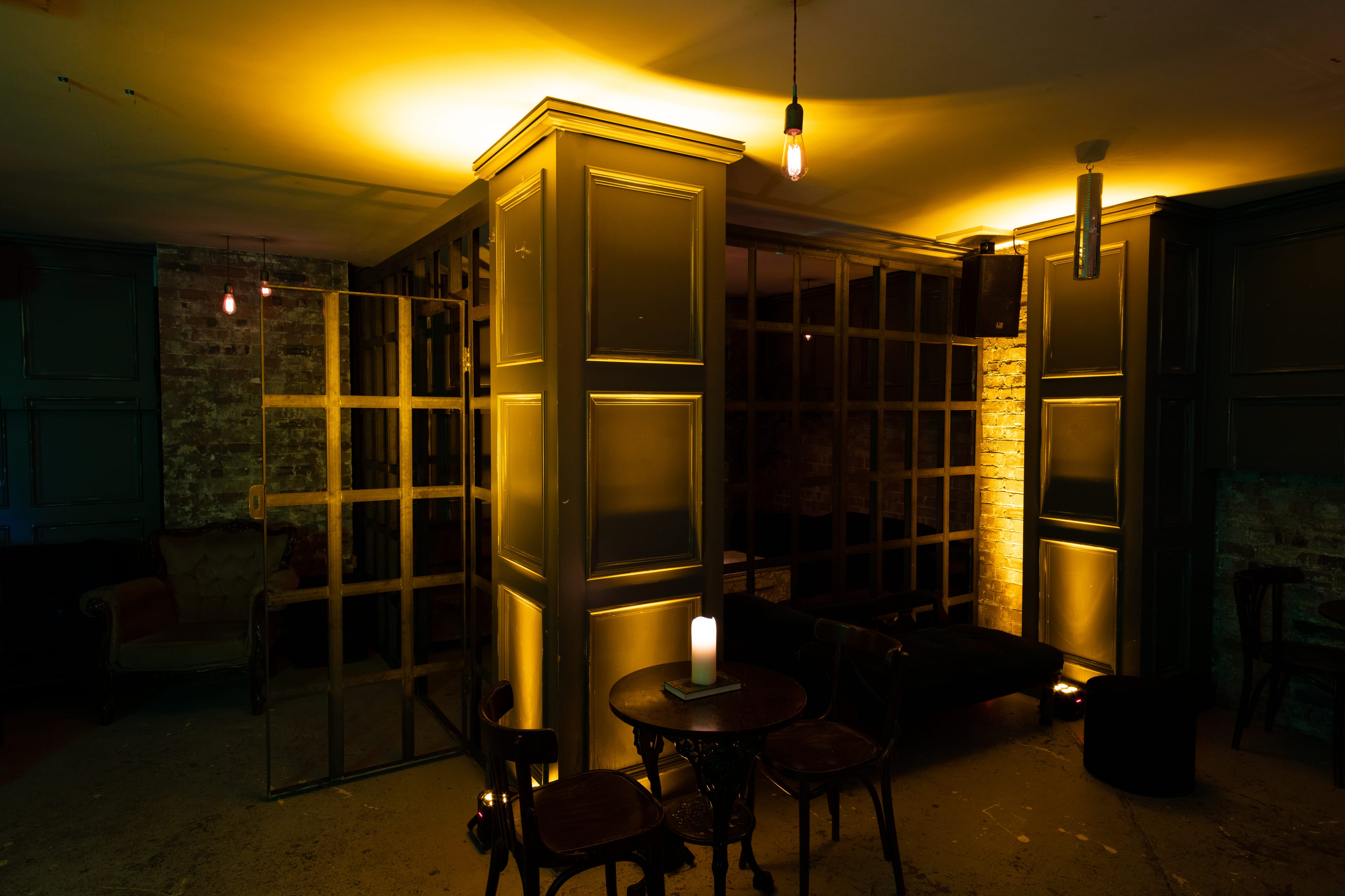 Photo of Looking Glass Cocktail Club, The Secret Bar