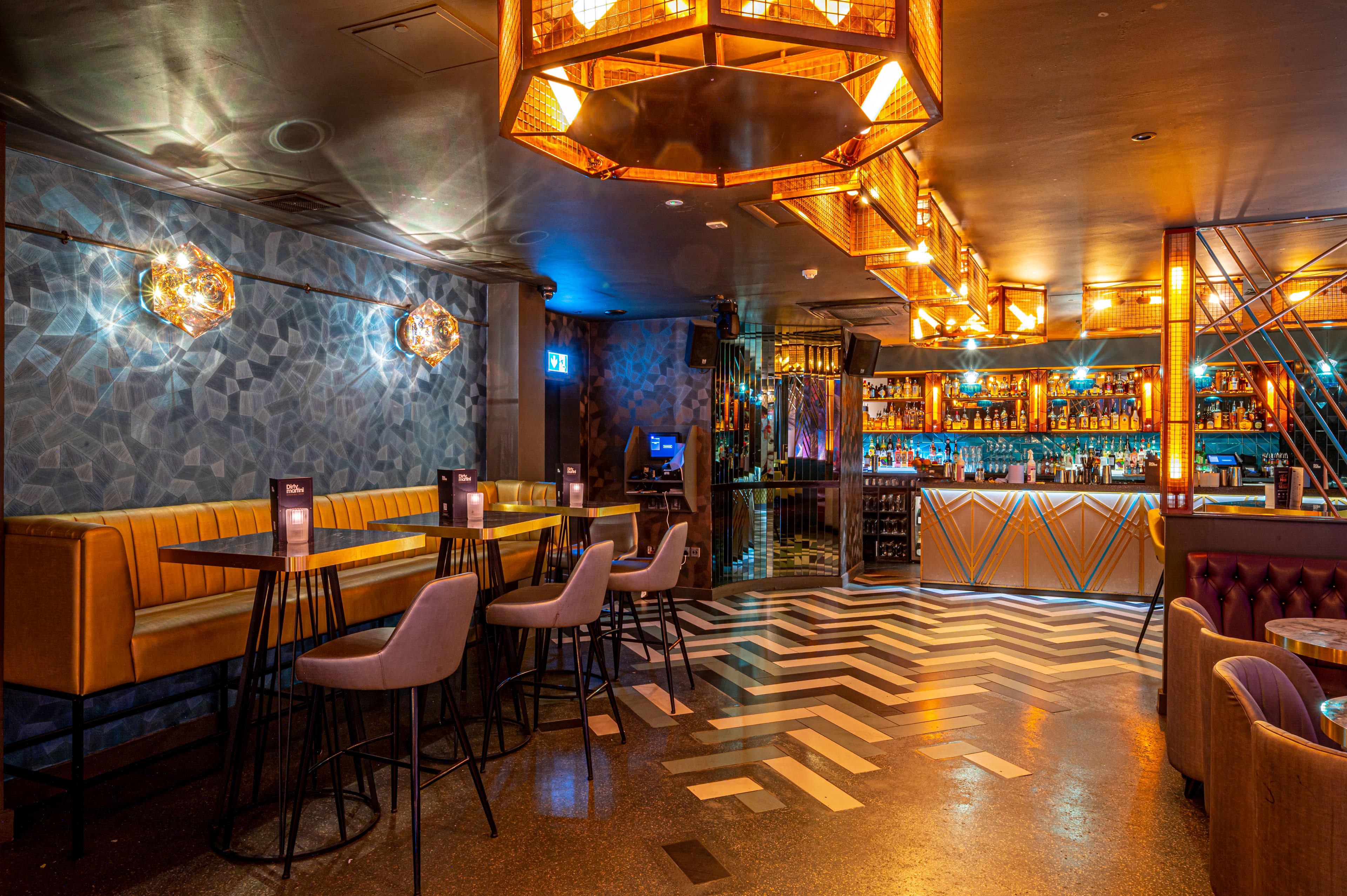 Full Venue Hire, Dirty Martini Monument photo #17