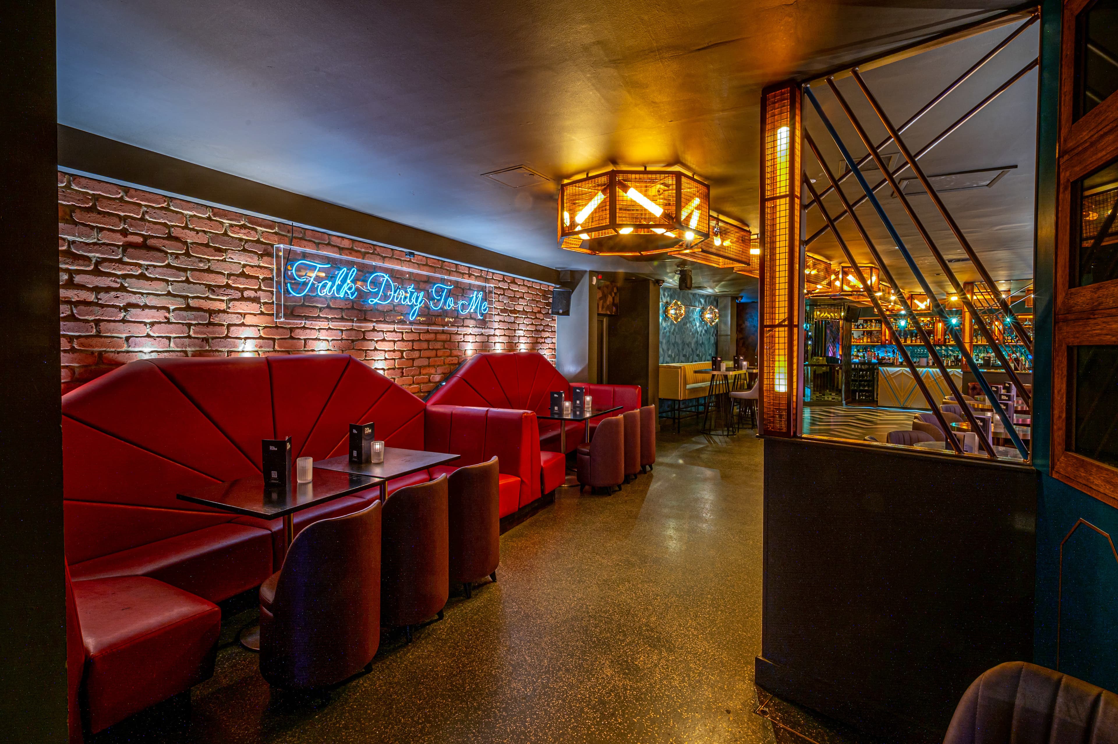 Full Venue Hire, Dirty Martini Monument photo #16