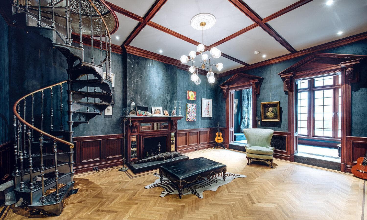 Mansion, Ideal Glass Studios photo #1