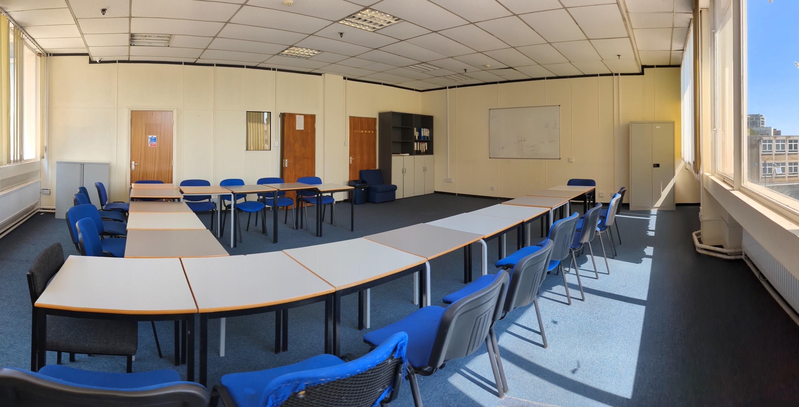 The Woolwich College, Classroom photo #3