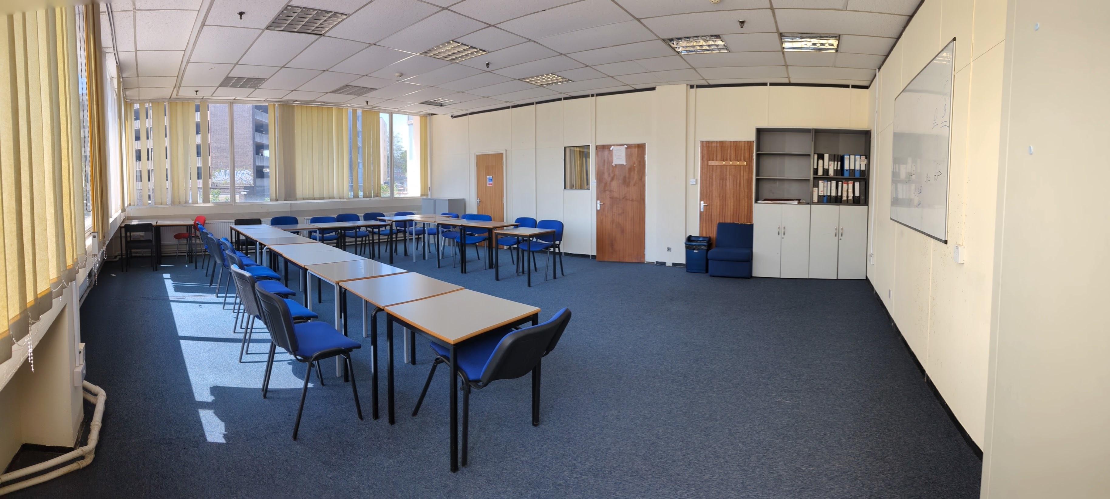 The Woolwich College, Classroom photo #1