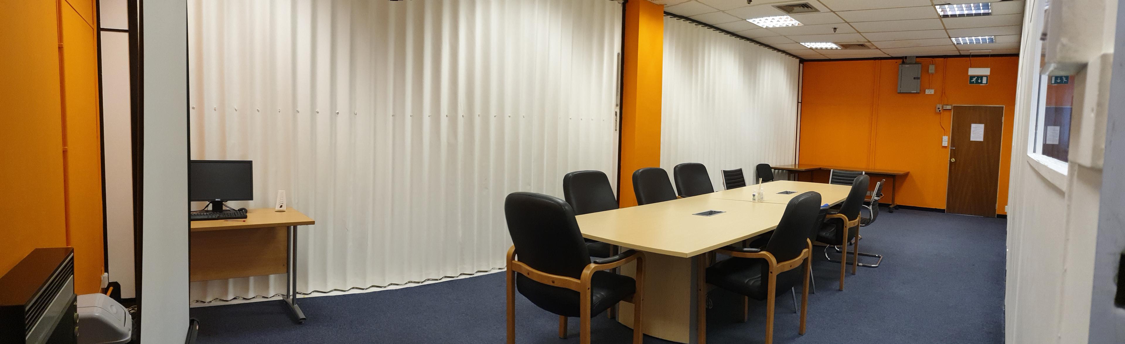 The Woolwich College, Boardroom photo #1