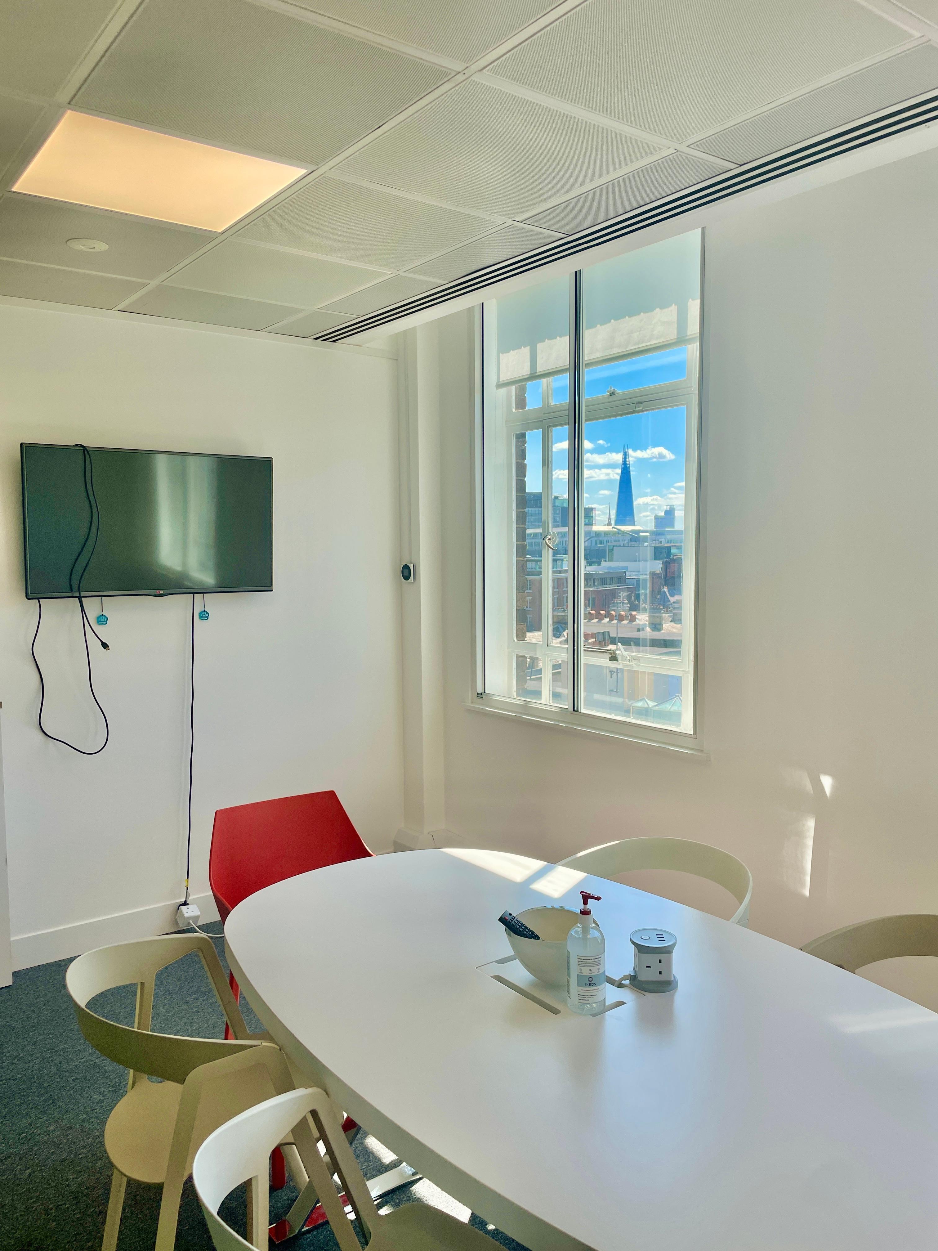Meeting Room For 6 People, eOffice Holborn photo #1