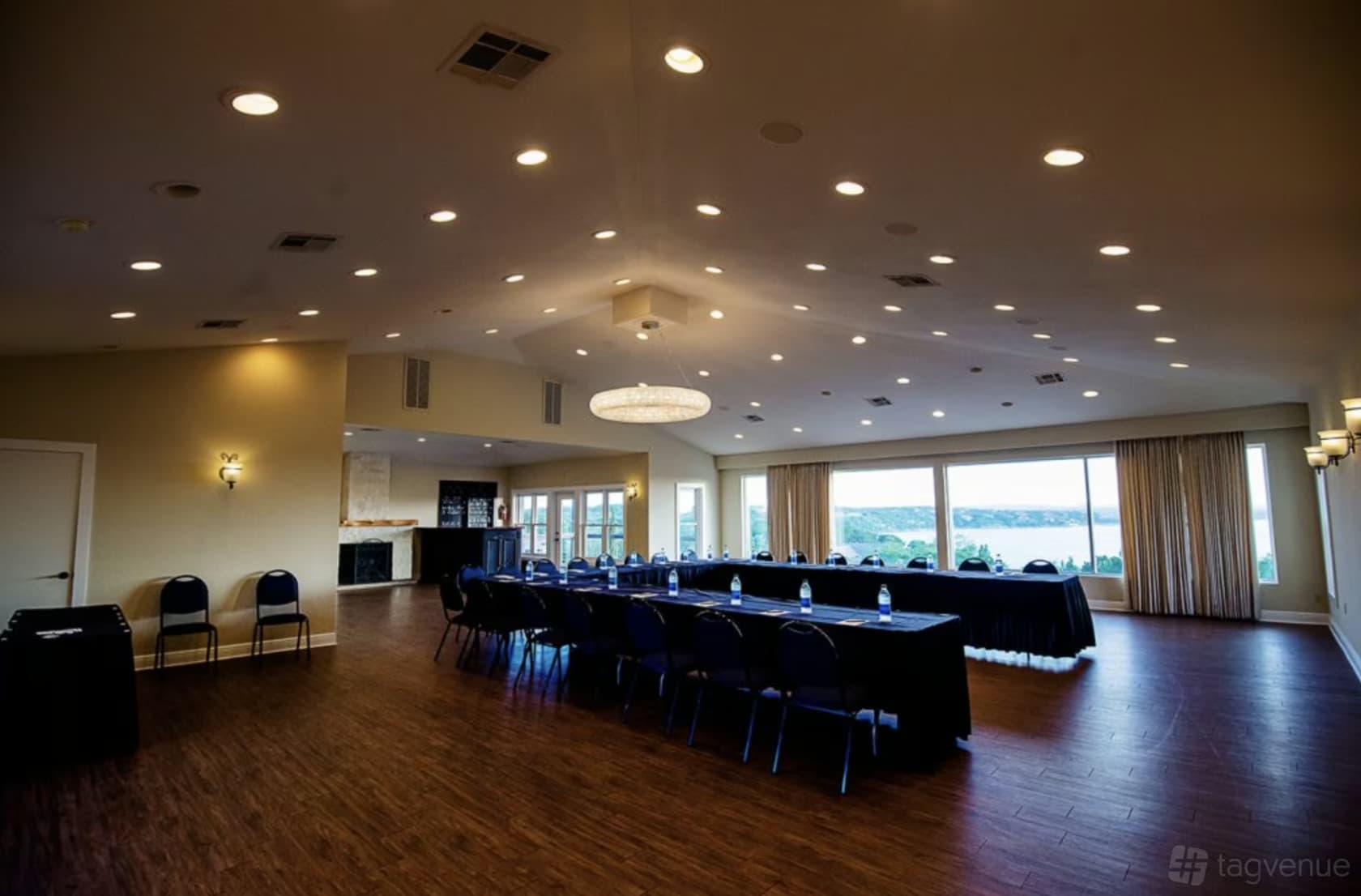 Vintage Villas Hotel & Events, Meeting Room photo #2
