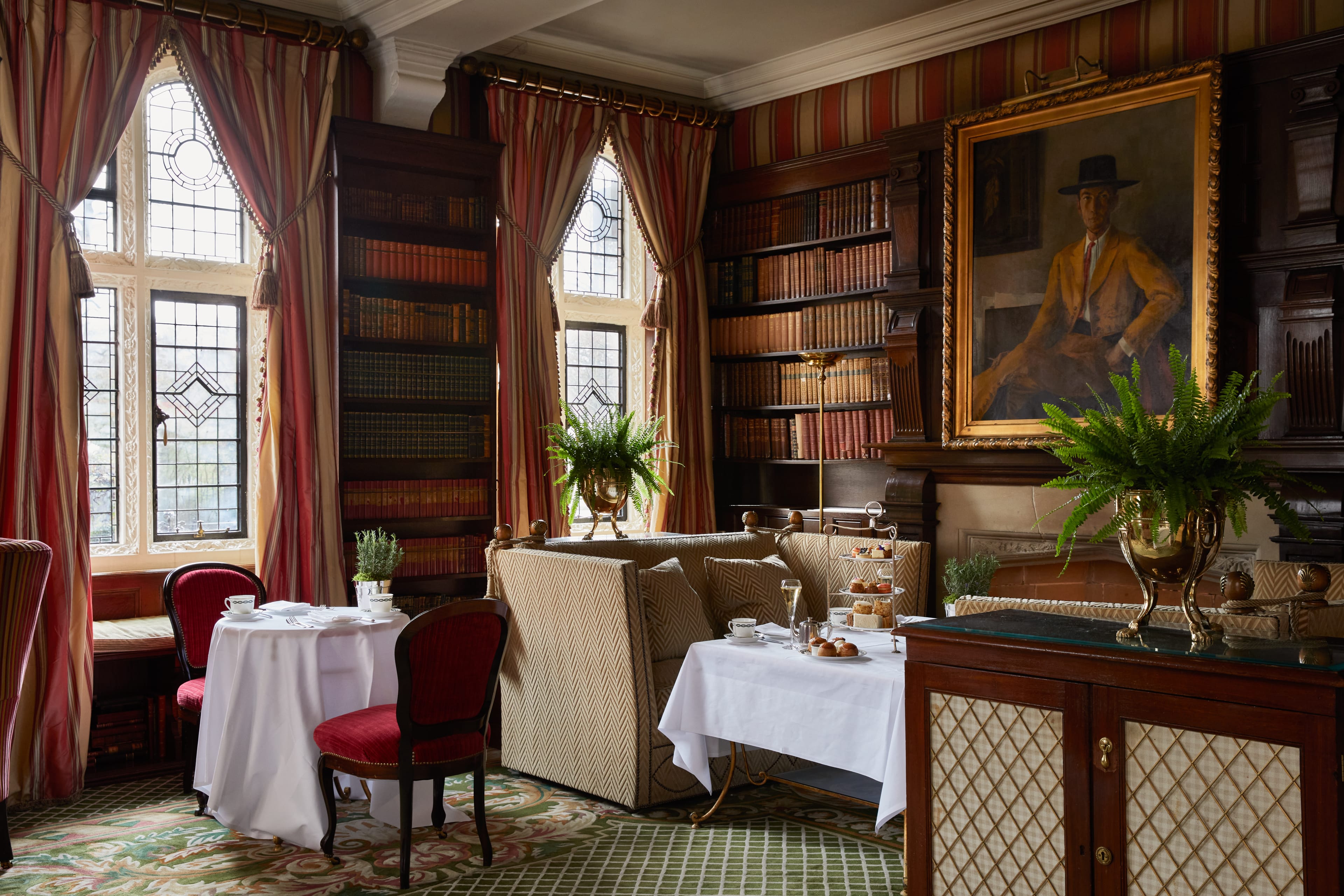 Photo of The Milestone Hotel, The Park Lounge