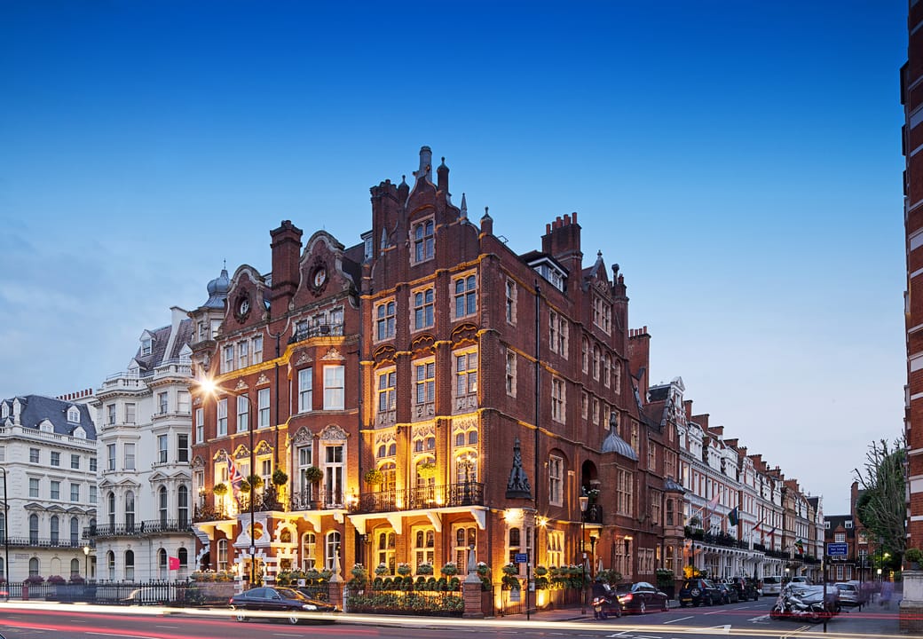 Photo of The Milestone Hotel, The Park Lounge